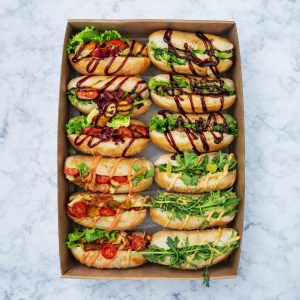 Box z&nbsp;hot dogami